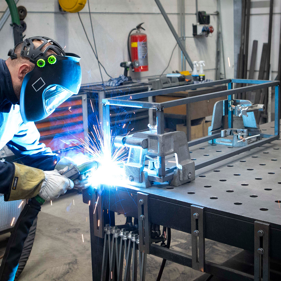 ijzerwerkplaats lassen meubels industrieel-ambachtelijk vakmanschap