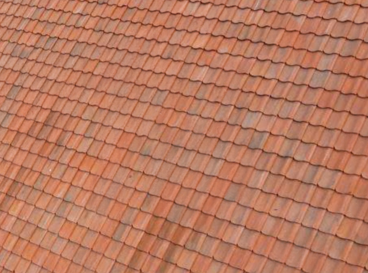 Oud Hollandse rode dakpannen holle dakpan golfpan Oud Hollandse rode dakpannen holle dakpan golfpan