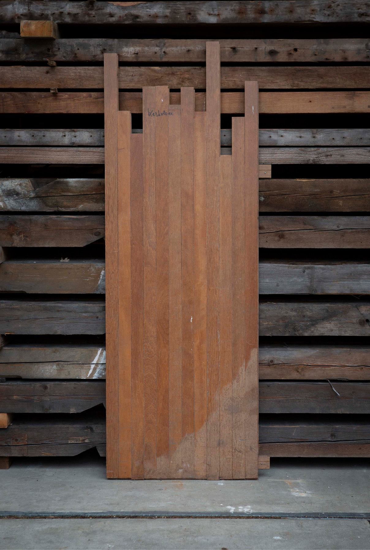 strokenparket hardhout planken houten vloer circulair oudebouwmaterialen strokenparket hardhout planken houten vloer circulair oudebouwmaterialen