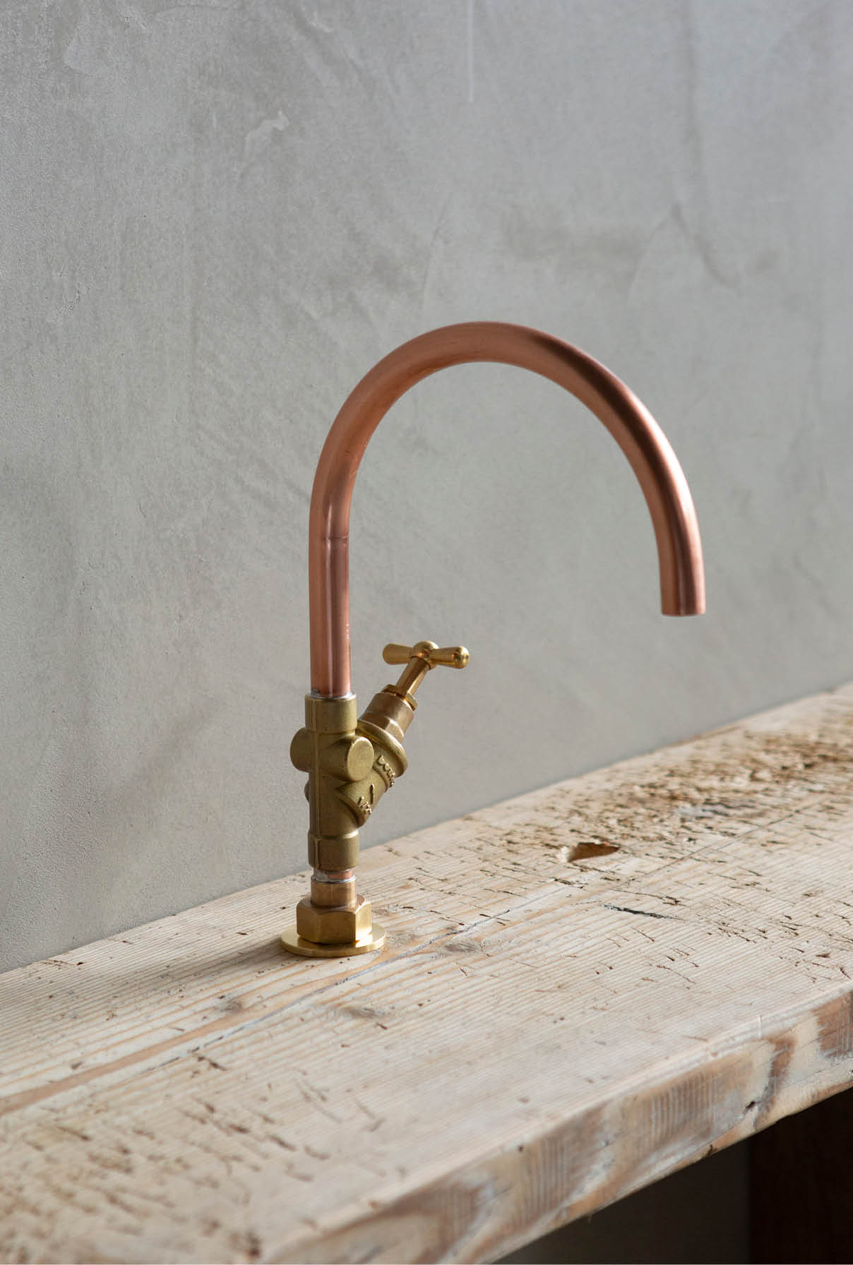 fonteinkraan koperen kraan badkamer keuken koper messing fonteinkraan koperen kraan badkamer keuken oude bouwmaterialen