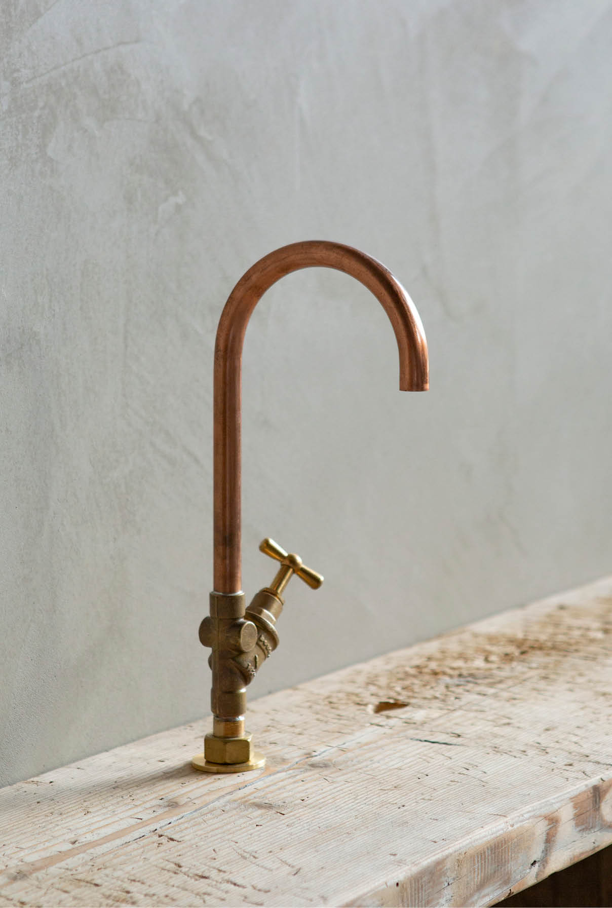 fonteinkraan koperen kraan badkamer keuken koper fonteinkraan koperen kraan badkamer keuken oude bouwmaterialen