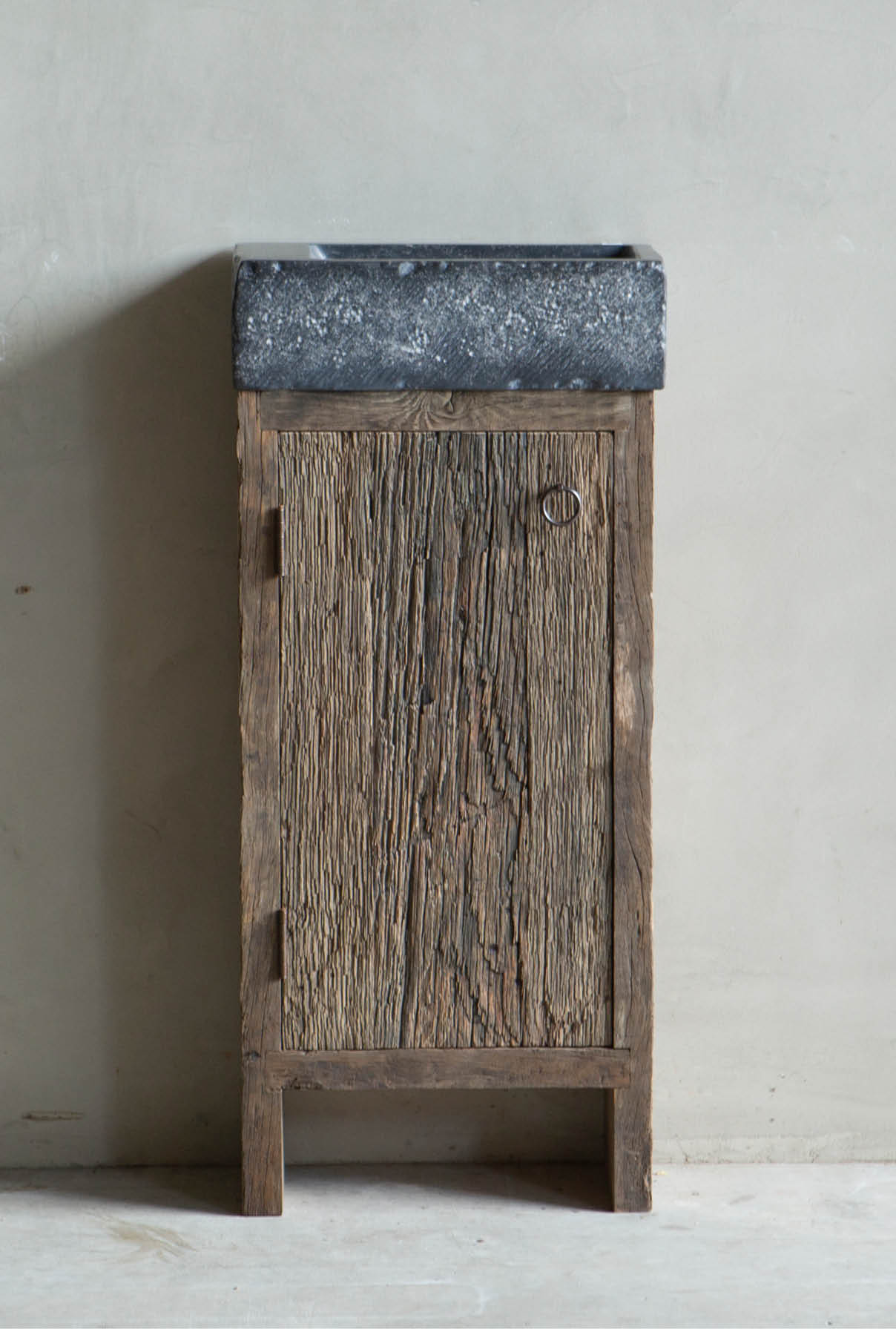 toiletmeubel rustiek eiken meubel maatwerk eikenhout hardsteen toiletmeubel rustiek eiken meubel maatwerk eikenhout hardsteen