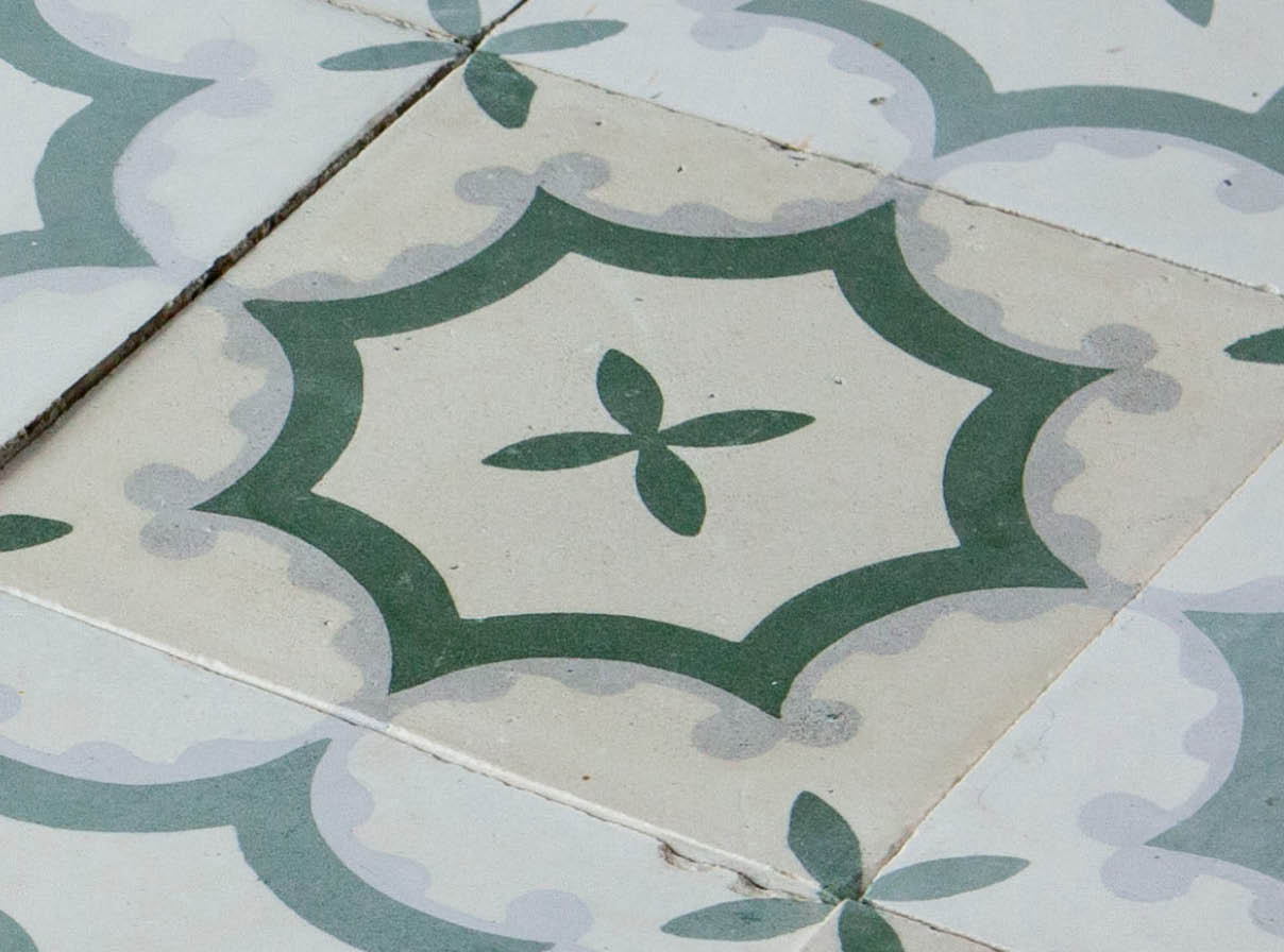 Franse-cementtegel-motief-20x20x2cm-oud-bouwmaterialen-001 Motieftegels - Franse cementtegel
