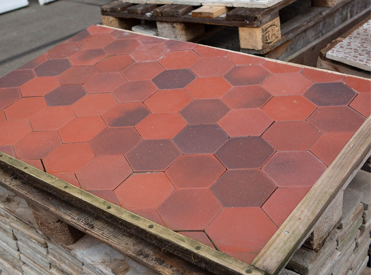 keramische-hexagon-vloertegels-rood-13×13-oudebouwmaterialen-001 Keramische vloertegels Hexagon rood