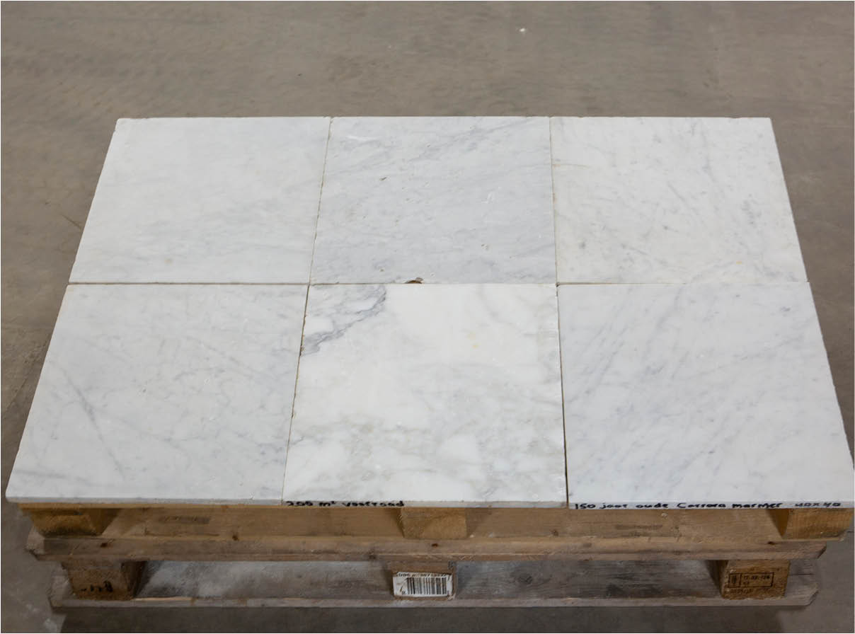 marmeren-tegels-Carrara-40×40-oude-bouwmaterialen-001 Natuursteen tegels - 150 jaar oud Carrara marmer