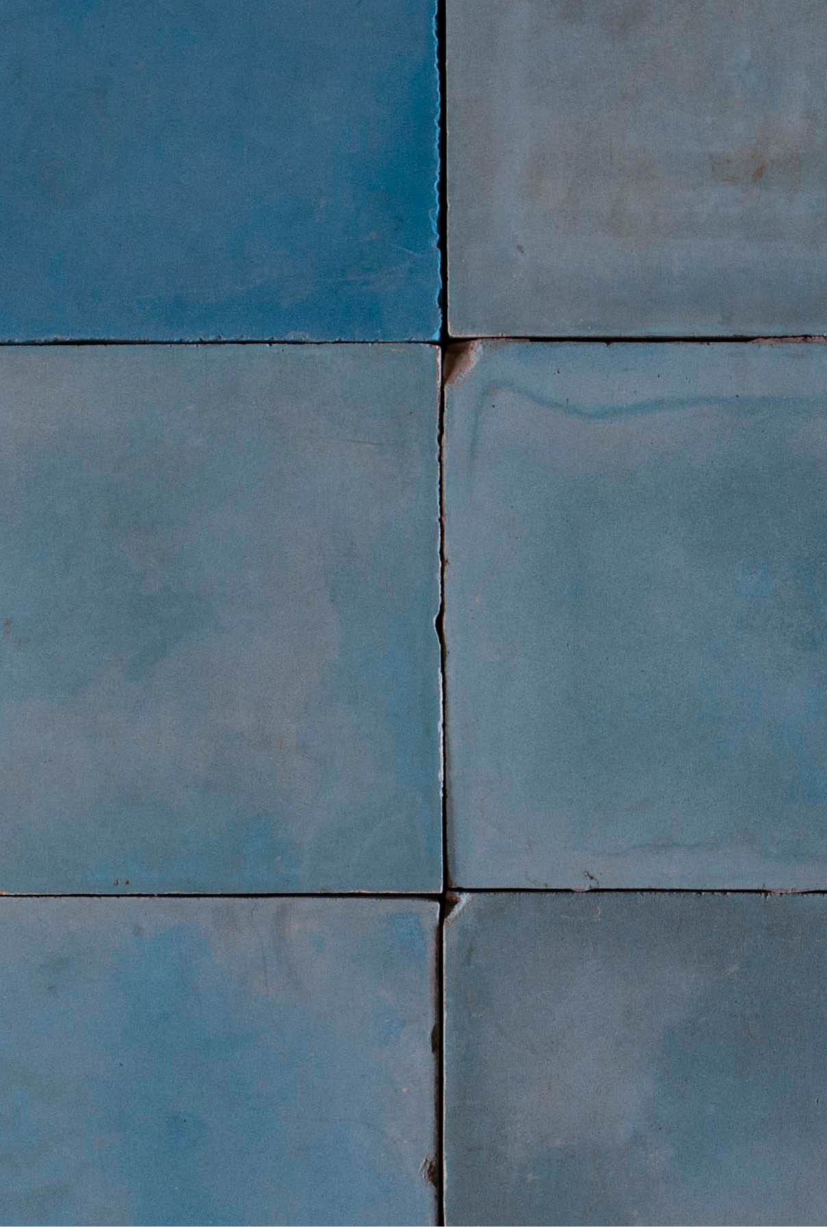 tegel-blauw-vloertegels-tegel-oude-bouwmaterialen-001 Franse cementtegels - blauw genuanceerd