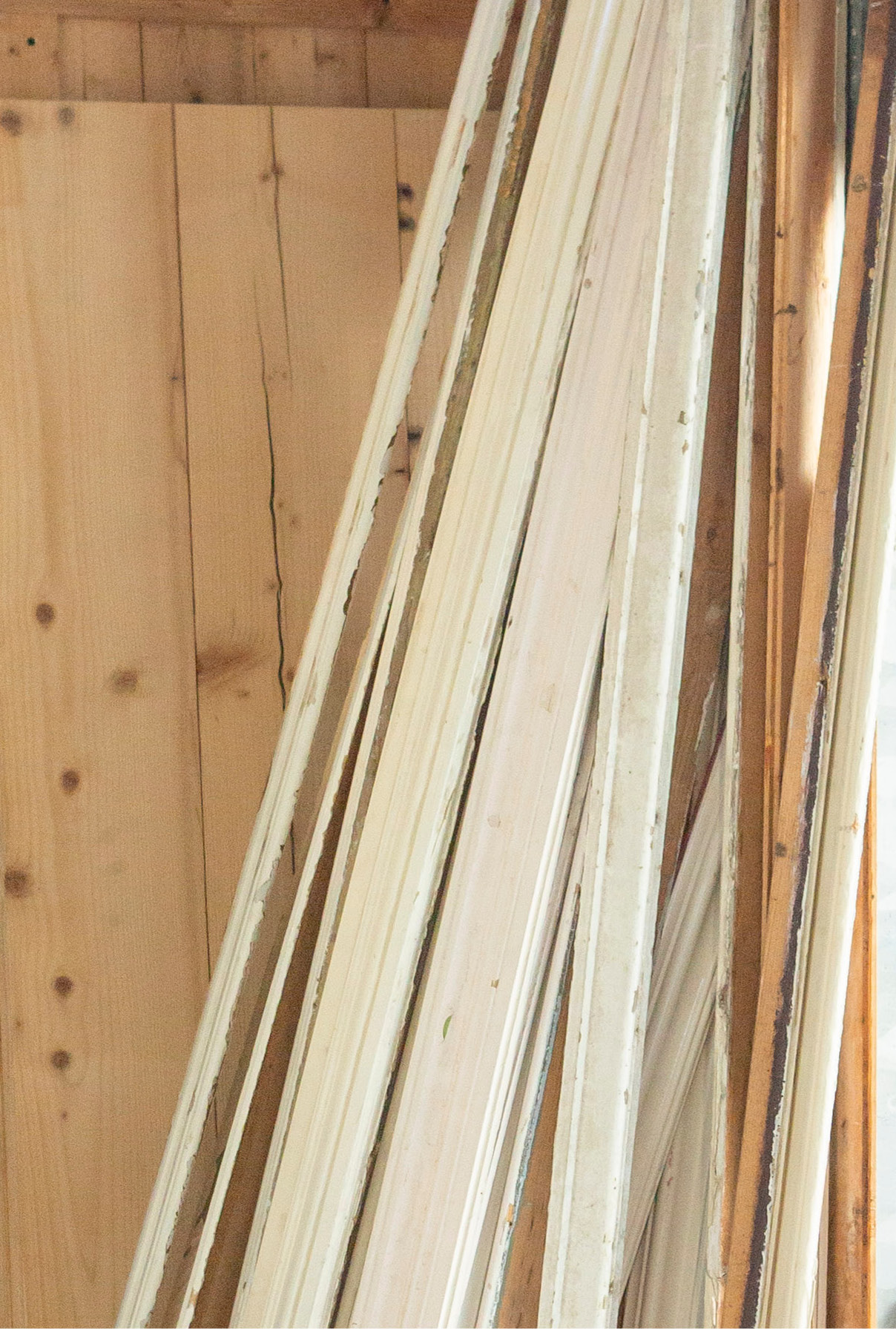 Deurlijsten architraven voor afwerking kozijn Deurlijsten architraven voor afwerking kozijn