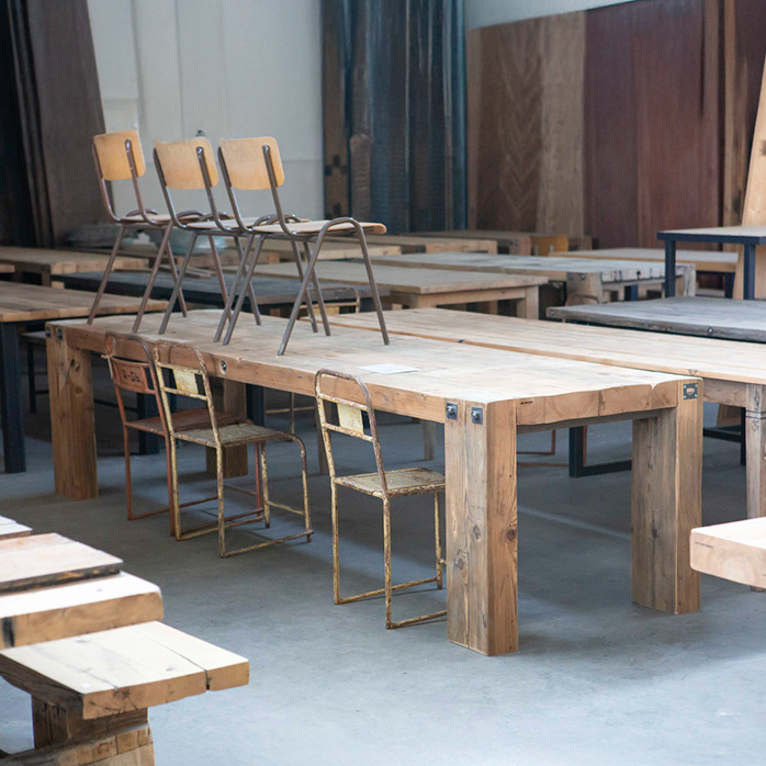 Binnentafels Tafels Buitentafels Salontafels Bijzettafels Tafel Oude Bouwmaterialen