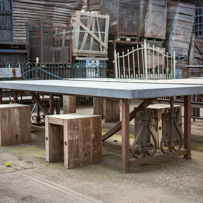 Binnentafels Tafels Buitentafels Salontafels Bijzettafels Tafel Oude Bouwmaterialen