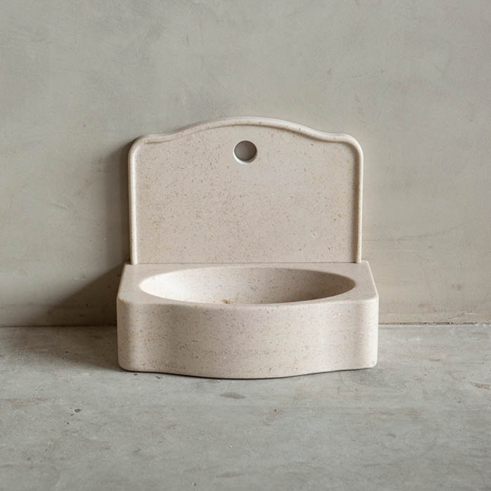 Natuurstenen bakken wildbakken Toiletbakjes Kasteelbakjes Oude bakken en hergebruikt natuursteen